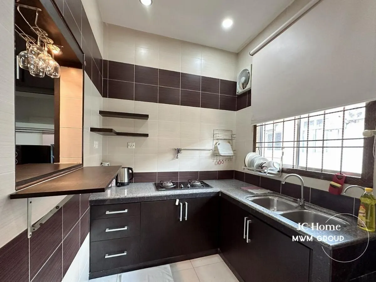 Bukit Indah 6Pax Small Gathering House Bbq Johor Bahru