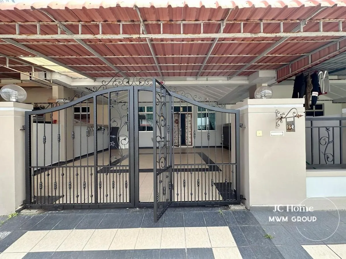 Apartment Bukit Indah 6Pax Small Gathering House Bbq Johor Bahru